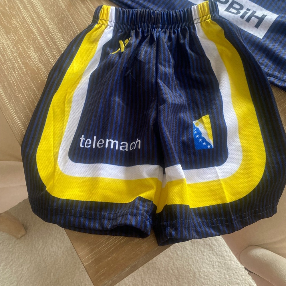 BOSNIAN EUROPEAN FOOTBALL OUTFIT! NEW! Sz 128 European FLAG!🇧🇦⚽️⚽️⚽️⚽️⚽️⚽️⚽️ - Picture 6 of 12
